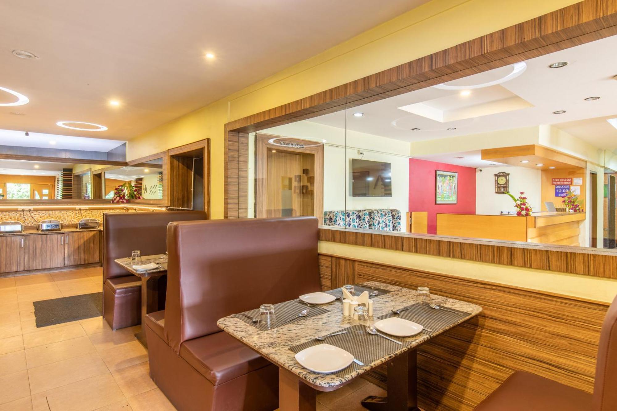 Vinayaga Inn By Poppys, Ooty Bagian luar foto
